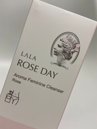 라라로즈데이 시즌2 여성청결제 200ml 아로마 페미민 클렌저, 독일더마인증 — 5점을 준 리뷰어가 2021년 9월 올린 사용 사진
