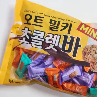 델리스 오트 밀키 초콜릿 바 — 5점을 준 리뷰어가 2022년 3월 올린 사용 사진