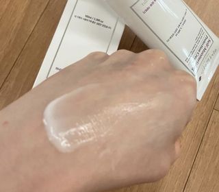 셀프 모이스처라이징 프로텍션 크림 셀프 모이스처라이징 프로텍션크림 — 5점을 준 리뷰어가 2022년 4월 올린 사용 사진