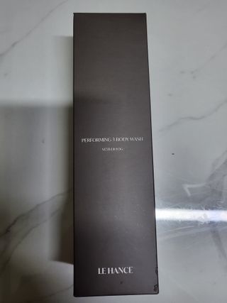 르핸스 퍼포밍 3 바디워시 비반트포렛/베티버포그 — 5점을 준 리뷰어가 2023년 2월 올린 사용 사진