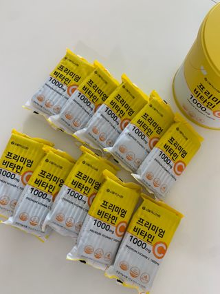 서울약사신협 프리미엄비타민C1000_2.5G x 100포 — 5점을 준 리뷰어가 2021년 1월 올린 사용 사진