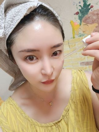 랑벨 비타 에너지 잡티 앰플 50ml 고농축 비타민, 저자극, 수분 촉촉, 미백 앰플 — 5점을 준 리뷰어가 2022년 3월 올린 사용 사진