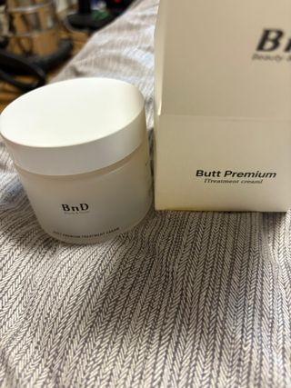 비엔디 2NOW[한글]BnD 바디 주름개선 엉덩이크림 — 5점을 준 리뷰어가 2024년 12월 올린 사용 사진