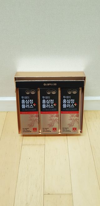 서울약사신협_투데이홍삼정플러스스틱_10g x 30포 — 5점을 준 리뷰어가 2021년 5월 올린 사용 사진