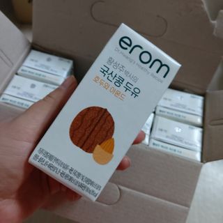 이롬 erom 황성주박사의 국산콩 두유 호두와 아몬드 — 5점을 준 리뷰어가 2020년 12월 올린 사용 사진