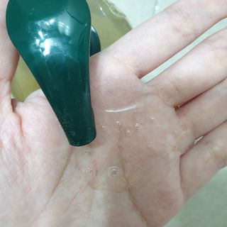 라로지크 X4 스케일링 퍼퓸 샴푸 1,000mℓ — 5점을 준 리뷰어가 2021년 12월 올린 사용 사진