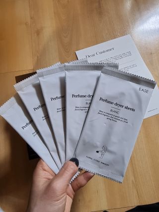 [이즈라이프코스메틱] 퍼퓸 드라이어 시트 히노끼향  or 블랑향 2중 택1 30매 — 5점을 준 리뷰어가 2021년 5월 올린 사용 사진