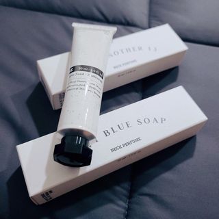 멈칫(MUMCHIT) 넥퍼퓸 NECKPERFUME 2가지 향 — 4점을 준 리뷰어가 2021년 11월 올린 사용 사진