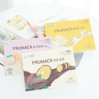 프루낵 제주감귤 초코12봉입 4종(화이트초코,다크초코,요구르트초코,콜라초코)  57.6g(4.8g*12봉입) — 5점을 준 리뷰어가 2022년 10월 올린 사용 사진