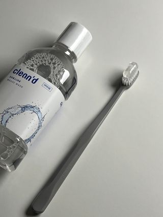주식회사 클린디 [클린디]🌿민트향으로 상쾌하게, 단짝가글 + 맞춤 칫솔 + 치약 세트🦷 — 5점을 준 리뷰어가 2022년 1월 올린 사용 사진