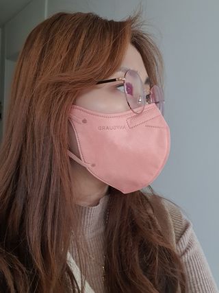 애니가드 셋업마스크 4컬러 각 10매입 [크리미베이지, 캐시미어로즈, 초콜렛브라운, 미드나잇네이비] — 5점을 준 리뷰어가 2022년 2월 올린 사용 사진