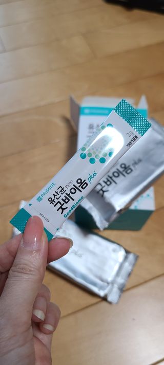 프리마인 유산균 국가지정연구소 선정, 살아있는 생유산균 200억 마리의 힘. 유산균n굿바이옴플러스 — 4점을 준 리뷰어가 2021년 9월 올린 사용 사진
