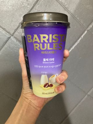 바리스타룰스 돌체 라떼 — 4.5점을 준 리뷰어가 2023년 4월 올린 사용 사진