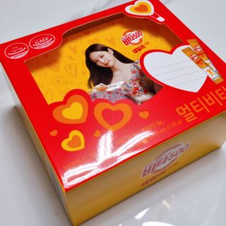 광동생활건강 [제니에디션] 비타500데일리스틱 gift set 60포+제니굿즈 3종+쇼핑백 — 5점을 준 리뷰어가 2021년 11월 올린 사용 사진