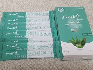 에프에이치아이코리아 Fresh순 프로폴리스 무알콜 일회용 가글 11ml 10개입 — 5점을 준 리뷰어가 2021년 4월 올린 사용 사진