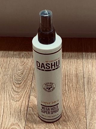 다슈코리아 다슈 포 맨 프리미엄 메가 홀드 슈퍼 스프레이 250ml — 4.5점을 준 리뷰어가 2021년 5월 올린 사용 사진