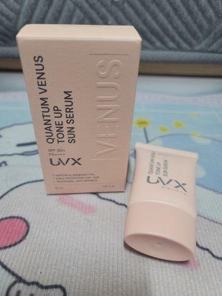 UVX 퀀텀 비너스 맑은 톤업 선세럼 — 5점을 준 리뷰어가 2024년 2월 올린 사용 사진