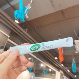 셀렉스스포츠 셀렉스 밀크세라마이드 저분자피쉬콜라겐 28포 X 1박스 — 5점을 준 리뷰어가 2021년 5월 올린 사용 사진