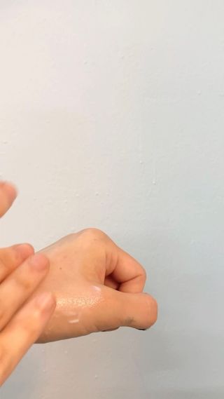 아이레시피 모이스트터치 스포츠 선밀크 50ml (SPF50+ PA+++) — 5점을 준 리뷰어가 2023년 7월 올린 사용 사진