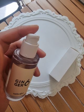 GINGER6 라이크 화이트 스노우 세럼 — 5점을 준 리뷰어가 2021년 10월 올린 사용 사진