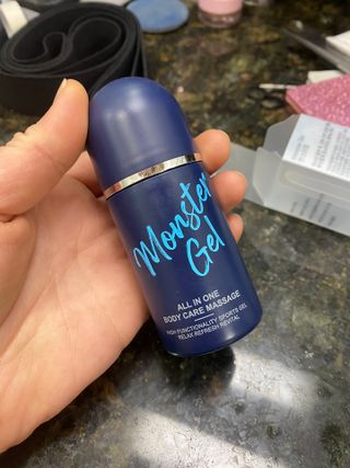 [바록스] 류현진 올인원 바디릴렉싱 몬스터겔 50ml — 5점을 준 리뷰어가 2021년 3월 올린 사용 사진