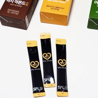 짜먹는 이지견과 짜먹는 이지아몬드, 짜먹는 이지허니피넛, 짜먹는 이지캐슈넛 각 10g X  10포 — 4점을 준 리뷰어가 2021년 2월 올린 사용 사진