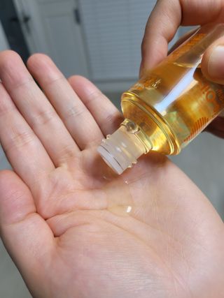 바이오오일 [바이오-오일] 스킨케어 오일 내추럴 60ml — 5점을 준 리뷰어가 2021년 5월 올린 사용 사진