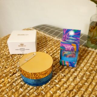 비엠비코 [썸머케어] 퀸79 노블 골드 아쿠아크림+더 선스틱 SPF50+PA+++ — 5점을 준 리뷰어가 2021년 6월 올린 사용 사진
