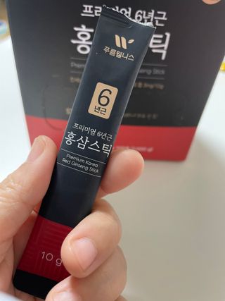 [푸름웰니스] 프리미엄 6년근 홍삼스틱 3mg x 100포 — 4.5점을 준 리뷰어가 2022년 2월 올린 사용 사진