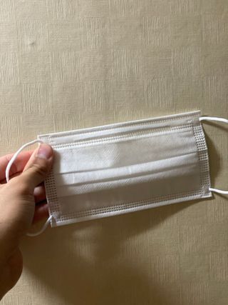 JHWORLD 스누피 마스크 정품 스누피 닥터클린 국내 아동용 성인용 3중 MB필터 일회용 덴탈마스크 50매 — 5점을 준 리뷰어가 2021년 8월 올린 사용 사진
