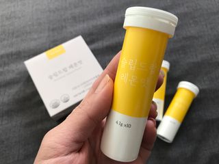 [슬림드랍 레몬맛] 건기식 다이어트 보조제 겸 비타민 — 5점을 준 리뷰어가 2022년 1월 올린 사용 사진