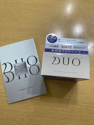 듀오코리아 [듀오] 피부맞춤형 저자극 클렌징밤 1종 랜덤발송 (모공케어,안색개선,안티에이징,블랙헤드) — 4.5점을 준 리뷰어가 2022년 5월 올린 사용 사진