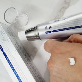 닥터스피지에이 닥터스 피지에이 딥 케어 모이스처라이징 크림 — 5점을 준 리뷰어가 2021년 6월 올린 사용 사진