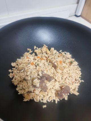 한성기업 무볼레 왕건더기 볶음밥 갈릭스테이크 — 5점을 준 리뷰어가 2021년 10월 올린 사용 사진