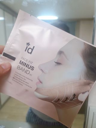 아이디플라코스메틱 아이디 페이스핏 마이너스 밴드 v2 — 5점을 준 리뷰어가 2020년 12월 올린 사용 사진