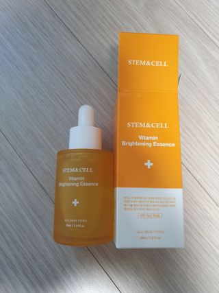 체르엠 스템앤셀 비타민 브라이트닝 에센스 30ml 1개 — 5점을 준 리뷰어가 2022년 2월 올린 사용 사진