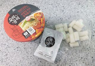 나우  [요리궁리] B타입 ( 매콤, 치즈, 매콤까르보 ) 꽃떡볶이 6개입 세트 — 5점을 준 리뷰어가 2025년 3월 올린 사용 사진