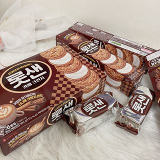롯데제과 롯샌 카페크런치 — 5점을 준 리뷰어가 2021년 10월 올린 사용 사진