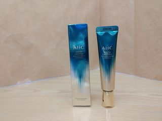 [NEW 탄력유턴 아이크림] AHC 유스 래스팅 리얼 아이크림 포 페이스 — 5점을 준 리뷰어가 2021년 3월 올린 사용 사진