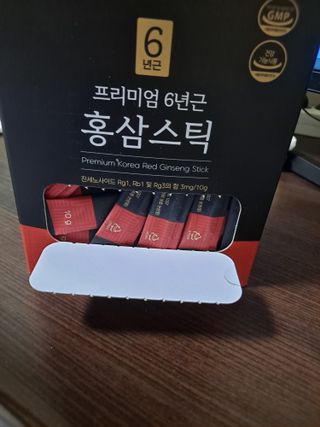 [푸름웰니스] 프리미엄 6년근 홍삼스틱 3mg x 100포 — 5점을 준 리뷰어가 2022년 3월 올린 사용 사진