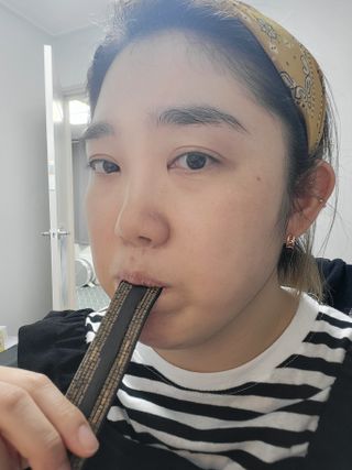 담소은 자극없는 무알콜 휴대용 한방가글 스틱 가글담 — 4점을 준 리뷰어가 2022년 10월 올린 사용 사진