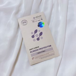 아클리브 Eco 항균 항바이러스 액정 보호필름(iPhone) — 5점을 준 리뷰어가 2022년 8월 올린 사용 사진