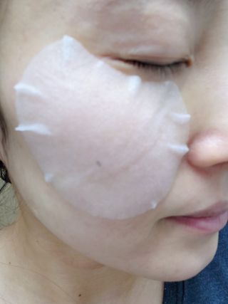 리더스코스메틱 리더스 카밍 바이오틱스 퀵 수딩 패드 — 5점을 준 리뷰어가 2022년 5월 올린 사용 사진