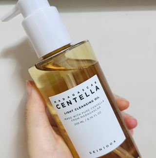 스킨1004 [SKIN1004] 마다가스카르 센텔라 라이트 클렌징 오일 200ml — 4.5점을 준 리뷰어가 2024년 7월 올린 사용 사진