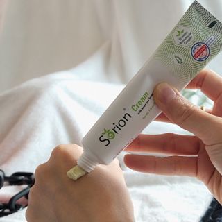 건선/아토/습진/민감성 피부 천연보습진정크림 소리온 크림 & 센시티브 크림 50g — 5점을 준 리뷰어가 2022년 1월 올린 사용 사진