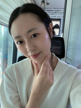 씽크바이오 히알루론 에센스 에어볼 28ea/ 부스팅 세럼 250ml 2종 세트 — 5점을 준 리뷰어가 2022년 8월 올린 사용 사진