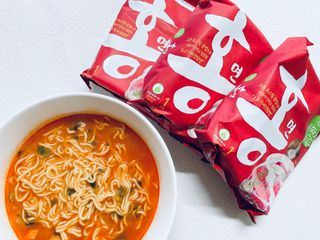 [풀무원] 자연은맛있다 정면, 백면, 홍면  세트 — 5점을 준 리뷰어가 2021년 4월 올린 사용 사진