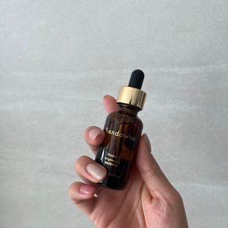 스킨큐어 산다화 비타민c 화이트닝 에센스 30ml — 5점을 준 리뷰어가 2023년 9월 올린 사용 사진