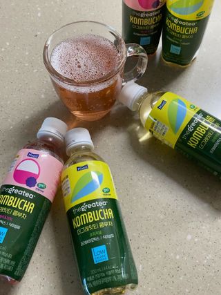 더그레잇티 콤부차 [매일유업] 더그레잇티 44kcal 콤부차 300ml *12개입 (오리지널 6개+베리리치 6개) — 4.5점을 준 리뷰어가 2023년 7월 올린 사용 사진