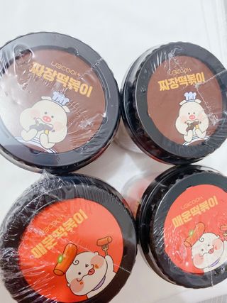 유비쿡 컵떡볶이 매운컵떡볶이2개/ 짜장컵떡볶이 2개  총 4개세트 — 5점을 준 리뷰어가 2021년 2월 올린 사용 사진